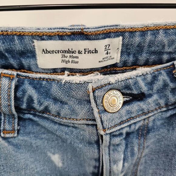 A&F the mom high rise jeans - Picture 2 of 5